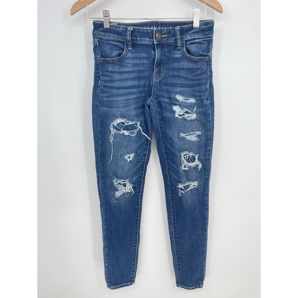 American Eagle - Next Level Stretch Distressed Jegging Size 4 - Medium Blue Bin9